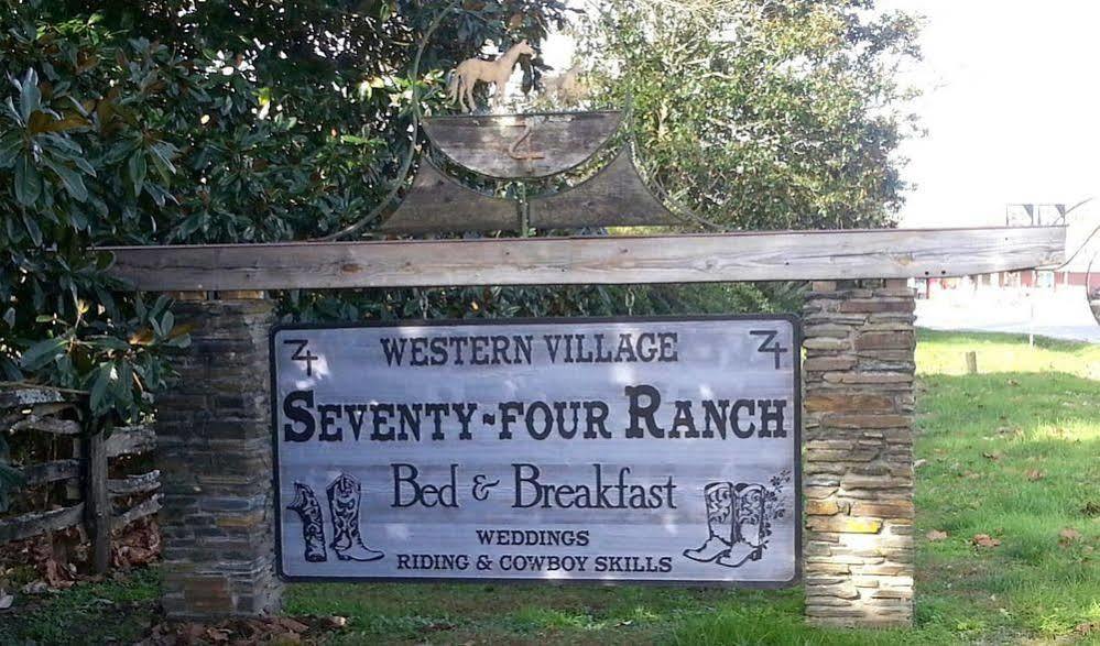 Seventy-Four Ranch Hotell Jasper Eksteriør bilde